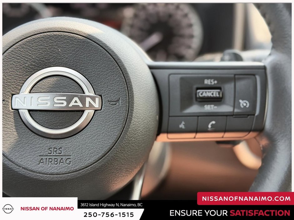 2024 Nissan Rogue S-8