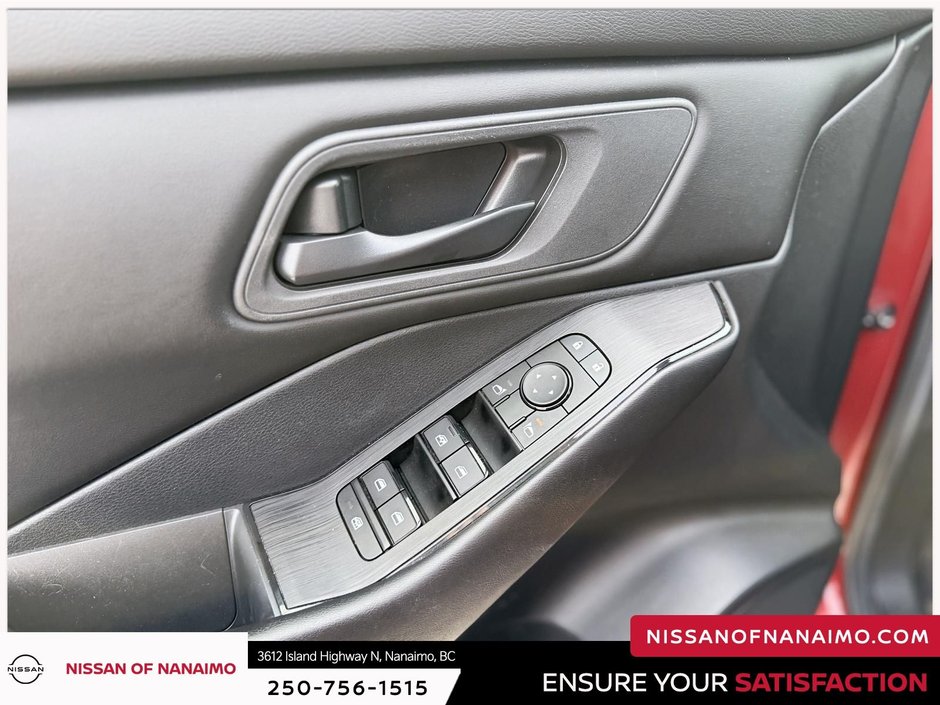 2024 Nissan Rogue S-25