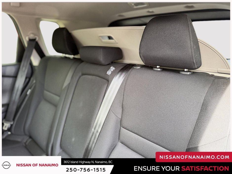 2024 Nissan Rogue S-29