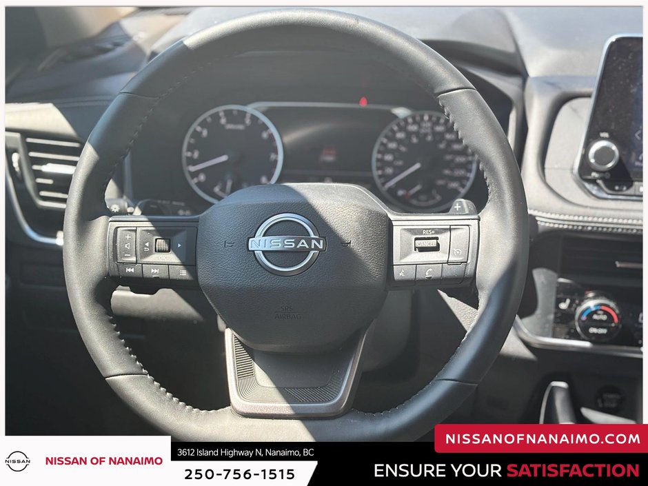 2025 Nissan Rogue S-23