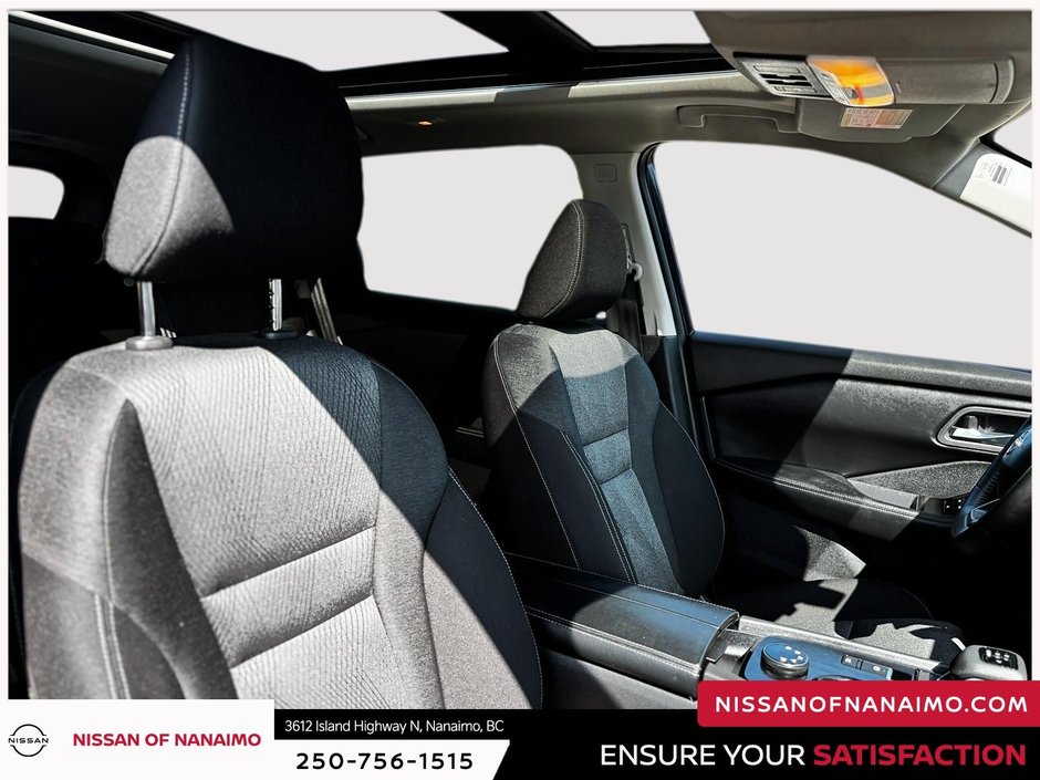 2025 Nissan Rogue SV-22