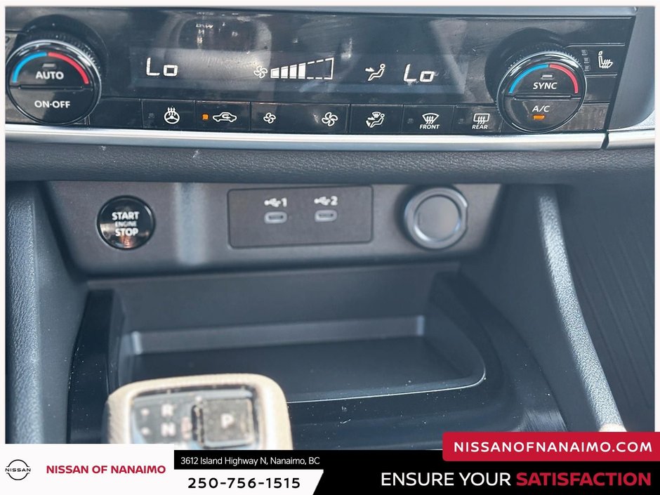 2025 Nissan Rogue SV-19