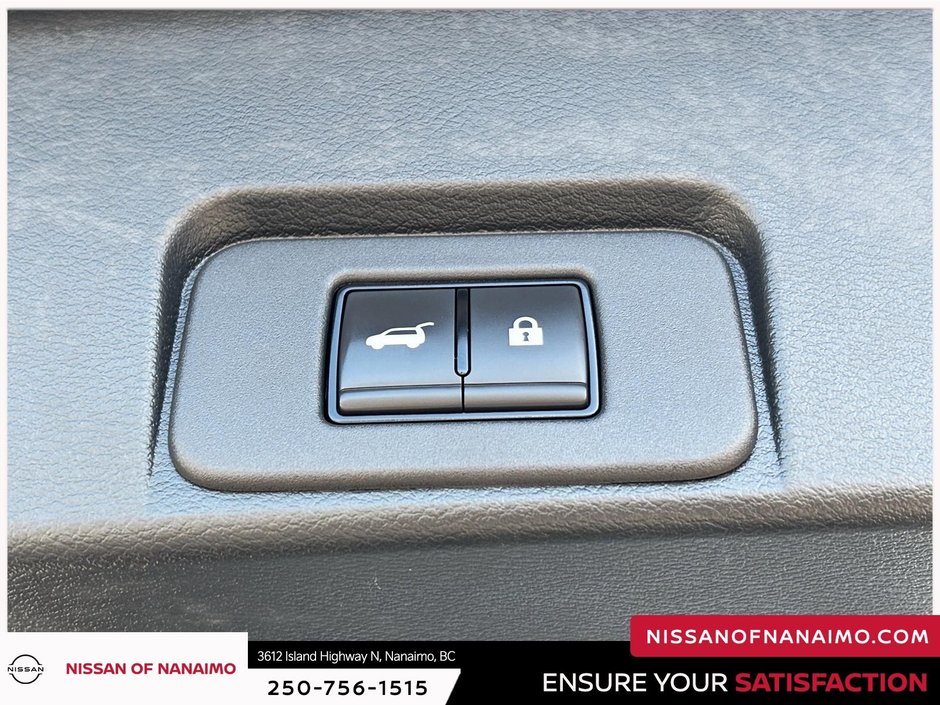2025 Nissan Rogue SV-8