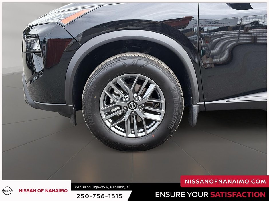 2025 Nissan Rogue S-36