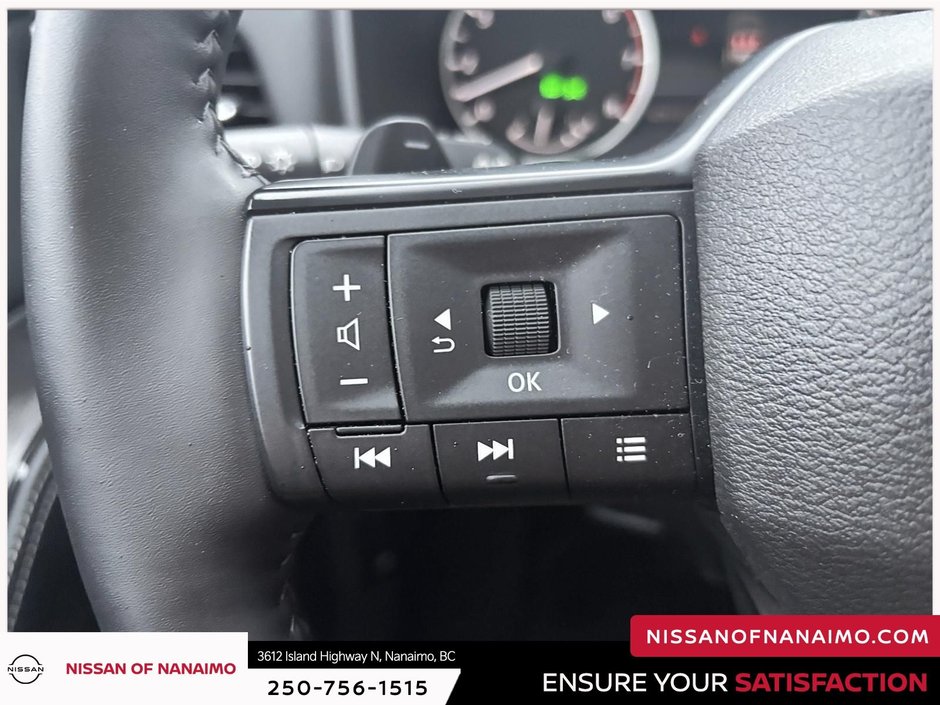 2025 Nissan Rogue SV-17