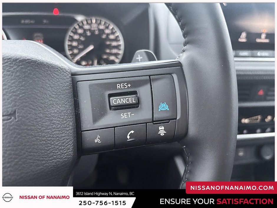 2025 Nissan Rogue SV-18