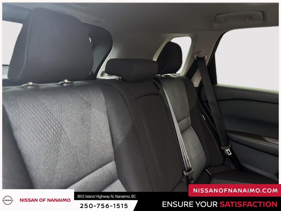 2025 Nissan Rogue SV-27