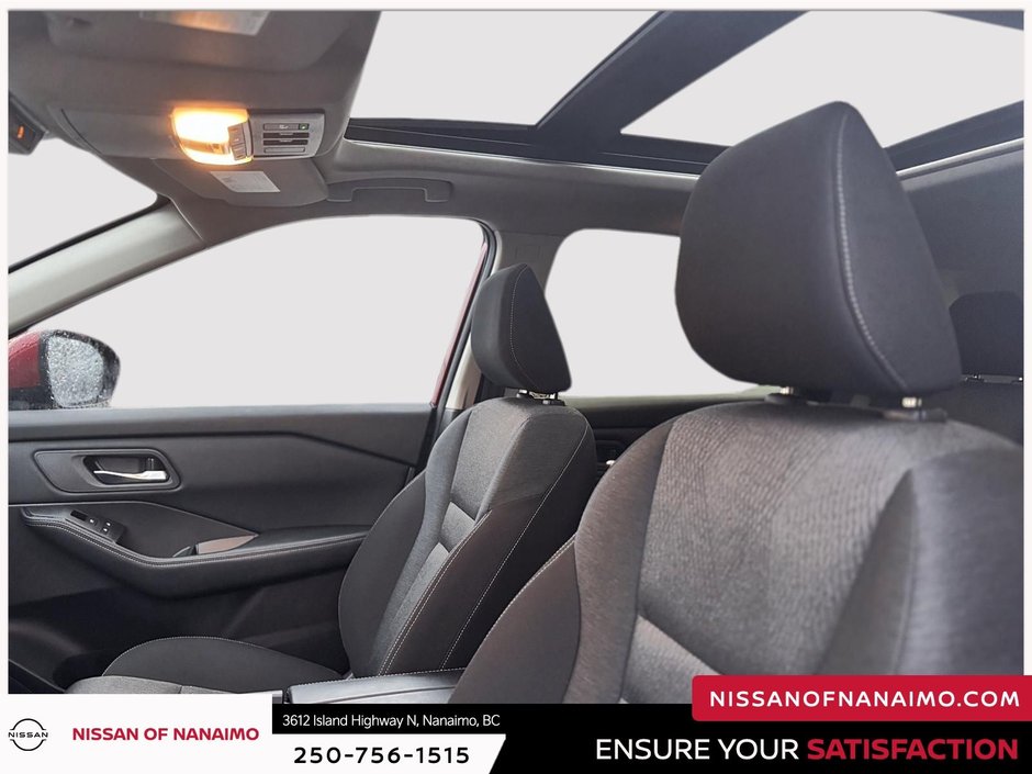 2025 Nissan Rogue SV-10