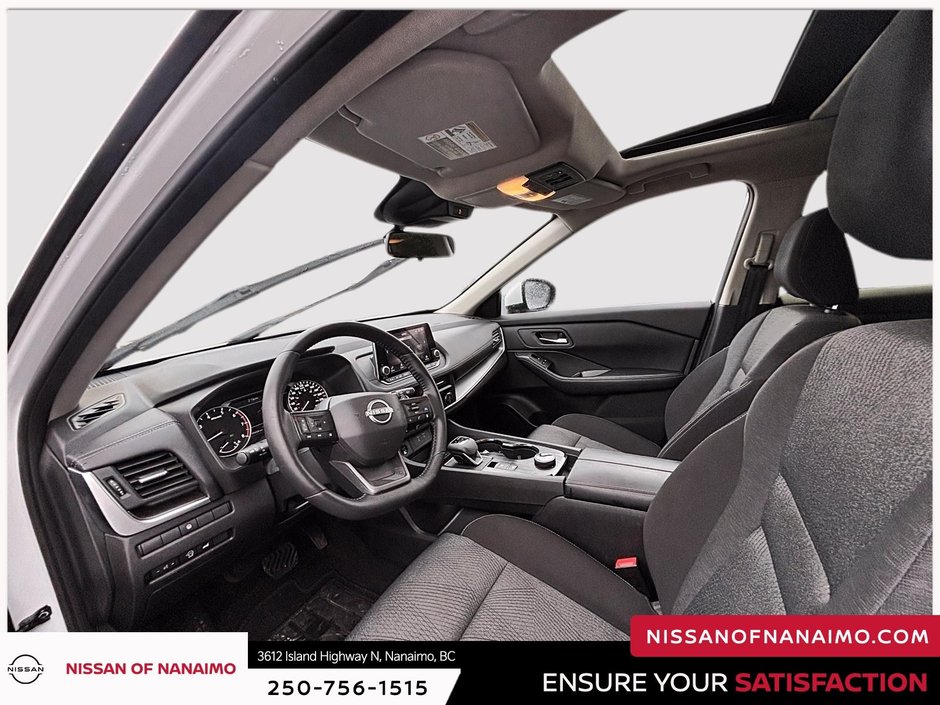 2025 Nissan Rogue SV-12