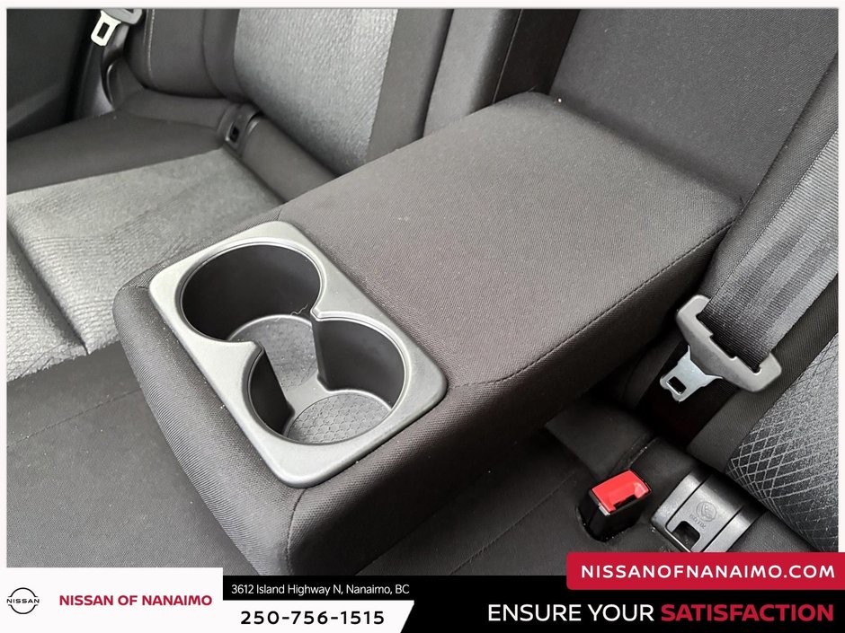 2025 Nissan Rogue SV-21