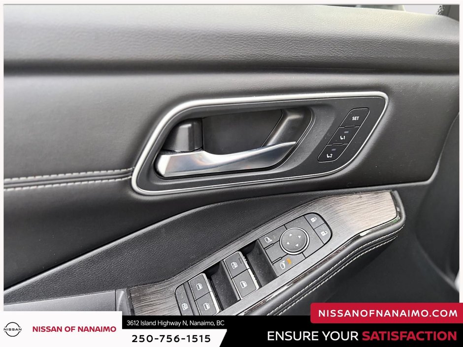 2025 Nissan Rogue Platinum-49