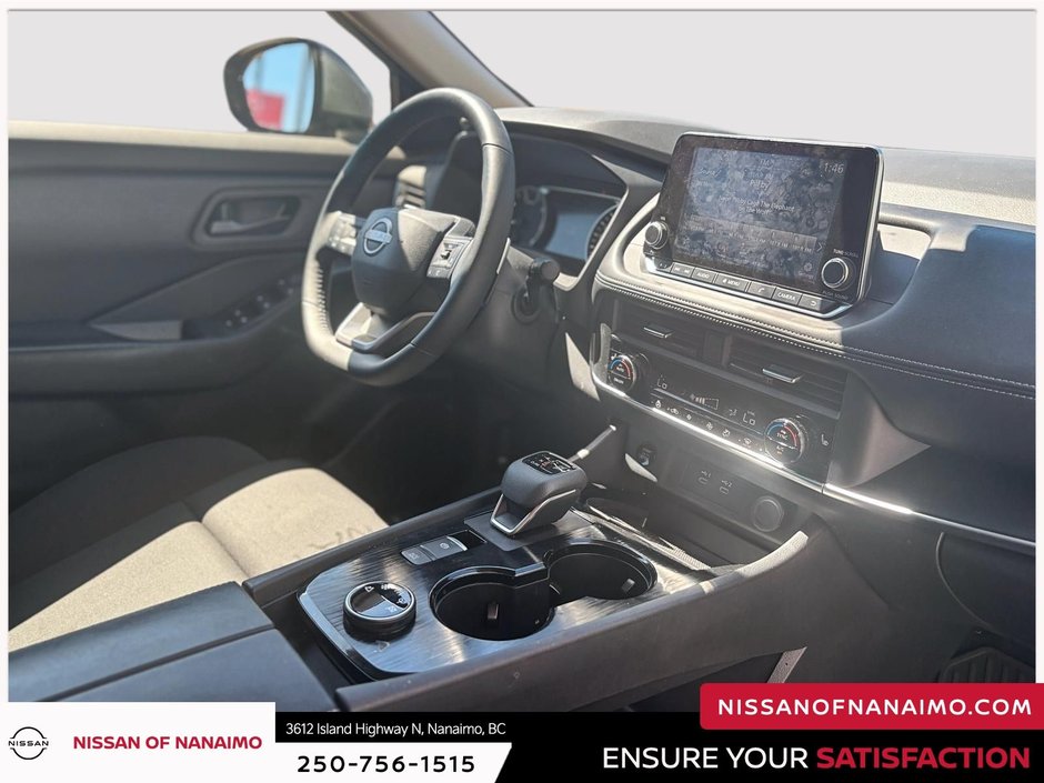 2025 Nissan Rogue S-24