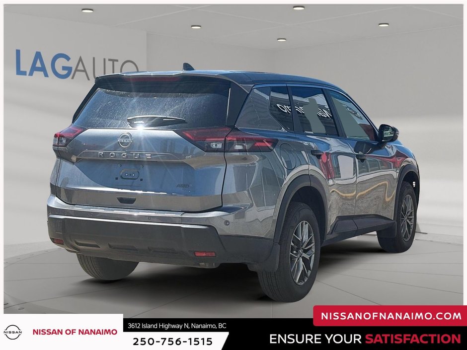 2025 Nissan Rogue S-4