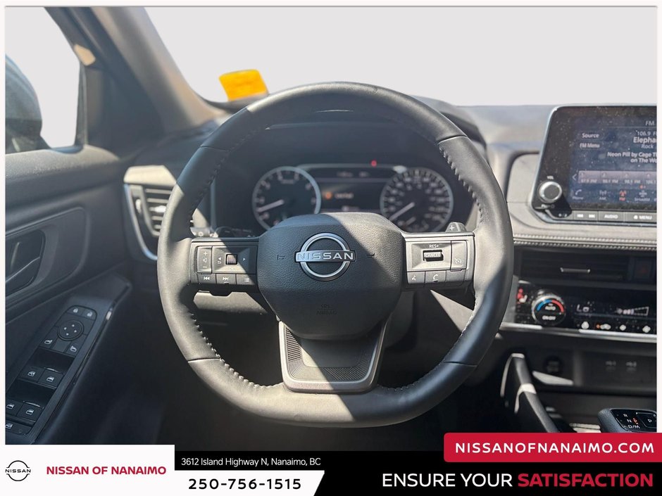 2025 Nissan Rogue S-14