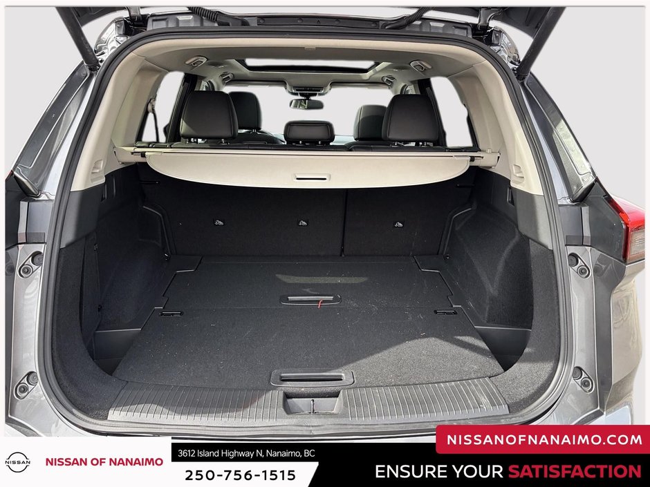 2025 Nissan Rogue Platinum-23