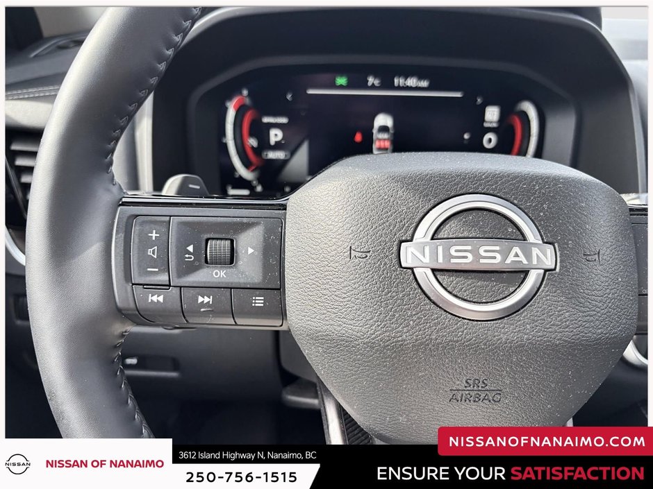 2025 Nissan Rogue Platinum-16