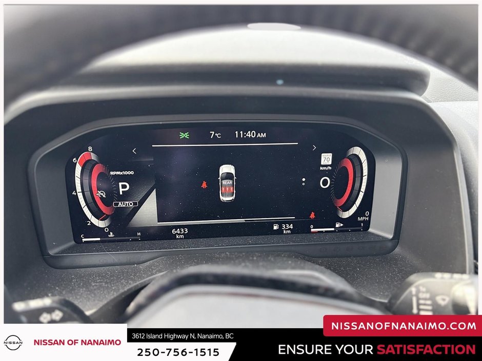 2025 Nissan Rogue Platinum-14