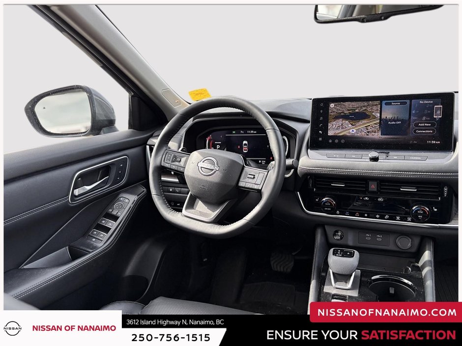 2025 Nissan Rogue Platinum-35