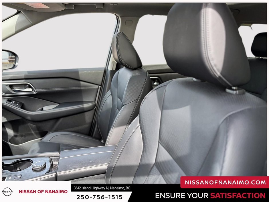 2025 Nissan Rogue Platinum-10