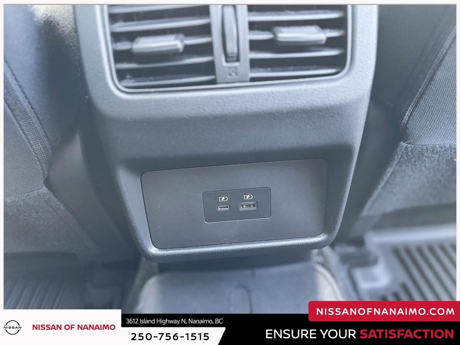 2025 Nissan Rogue SV-35