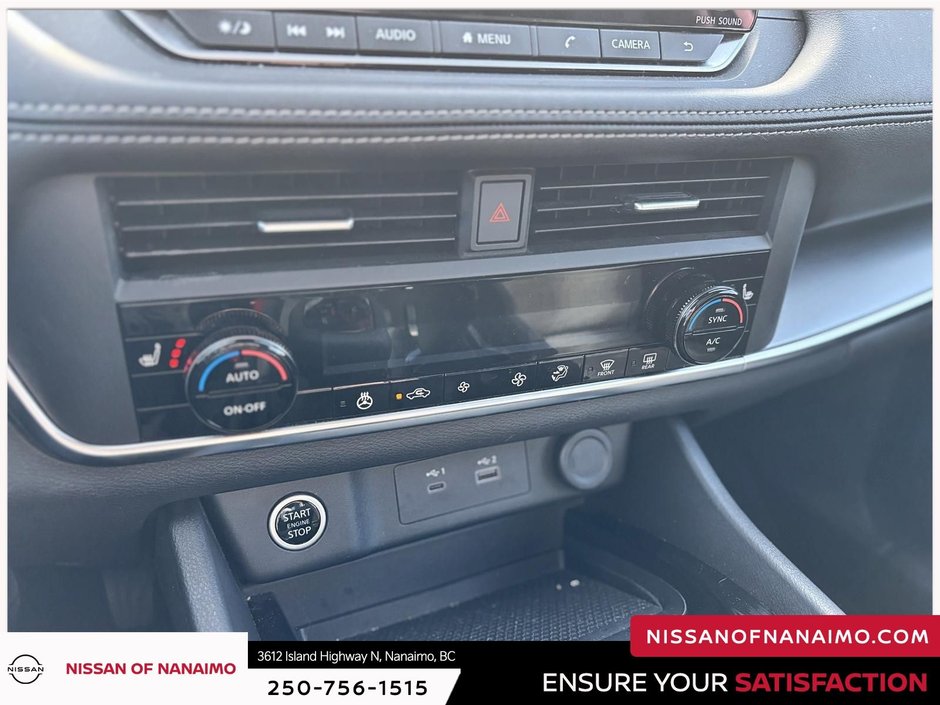 2025 Nissan Rogue SV-29