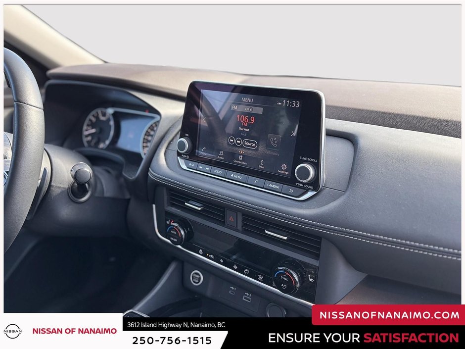 2025 Nissan Rogue SV-18