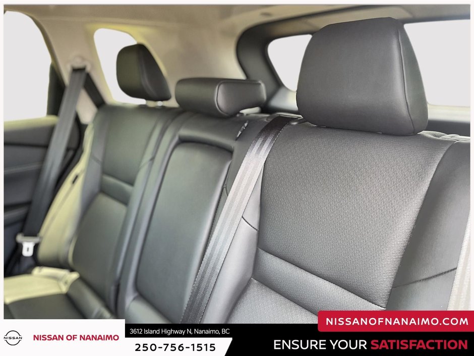 2025 Nissan Rogue SV-34