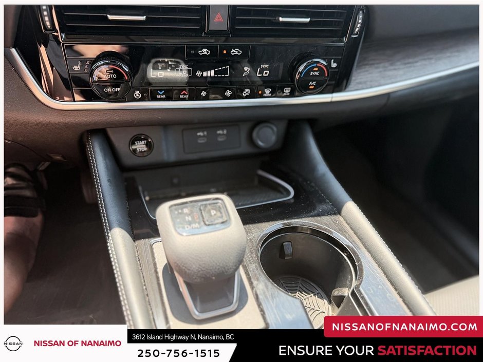 2025 Nissan Rogue Platinum-22