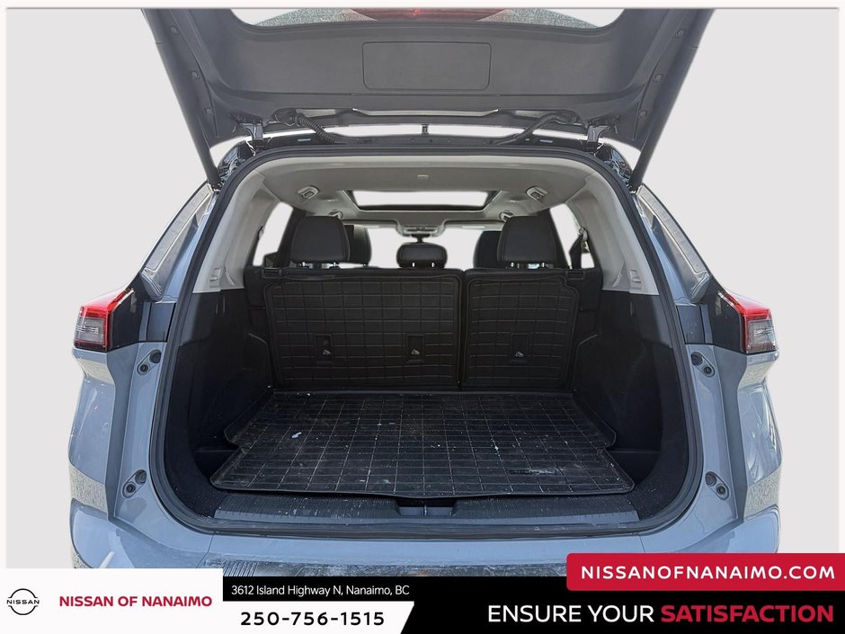 2025 Nissan Rogue Platinum-26