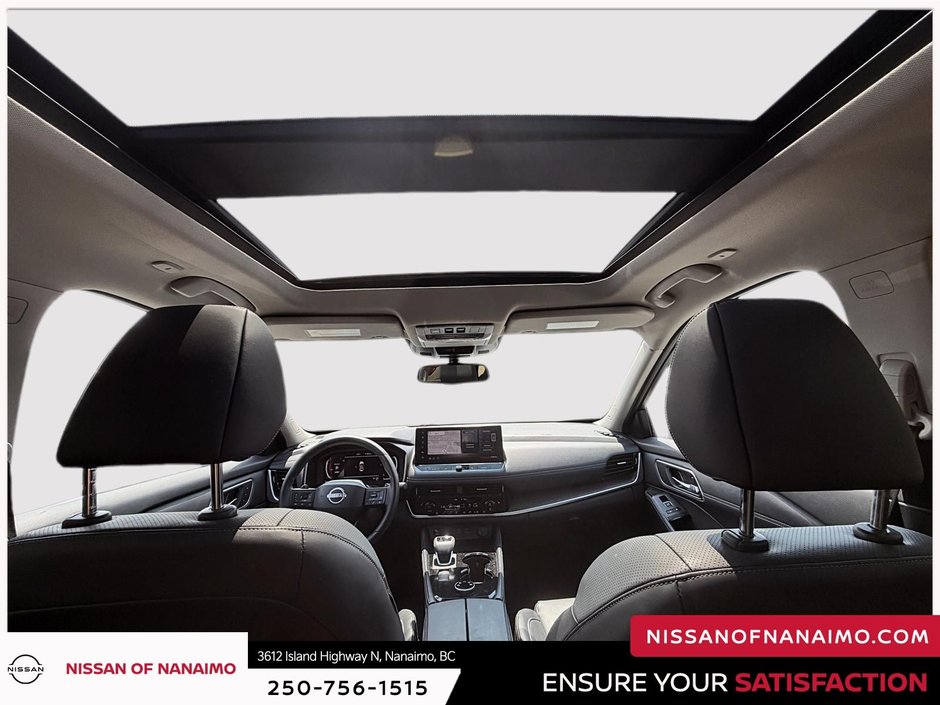 2025 Nissan Rogue Platinum-31