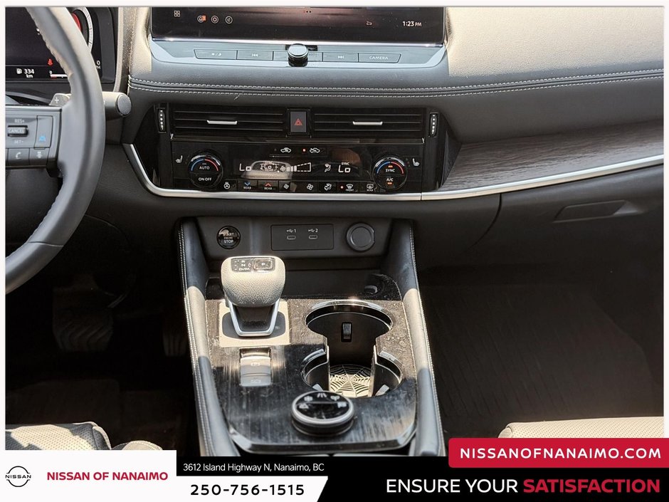 2025 Nissan Rogue Platinum-8
