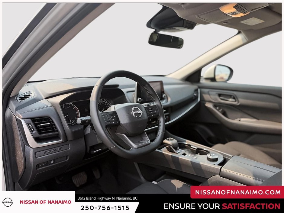 2025 Nissan Rogue S-19