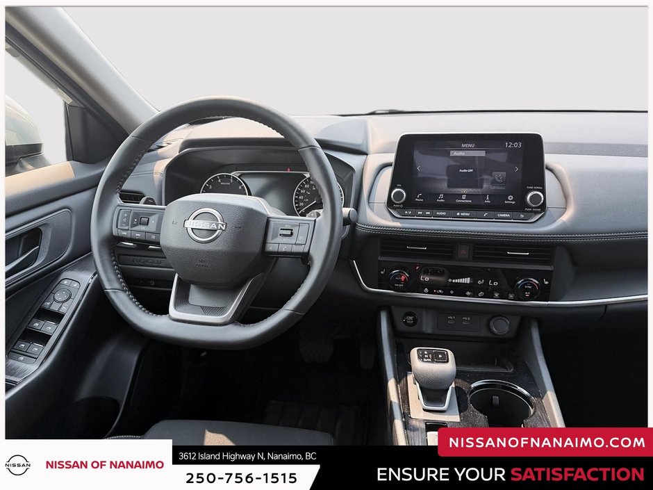 2025 Nissan Rogue S-8