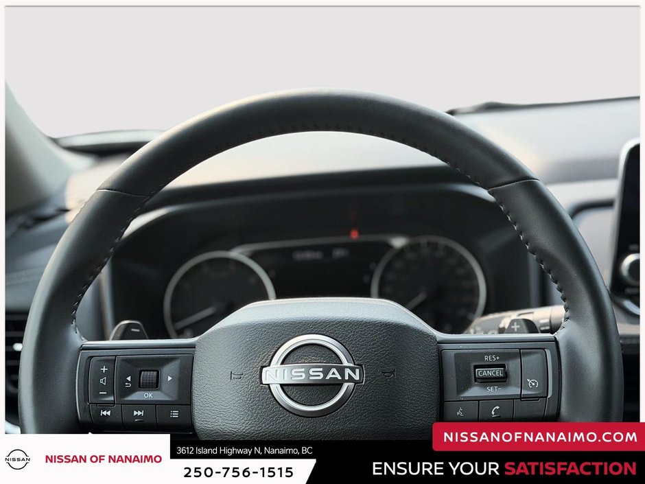 2025 Nissan Rogue S-12