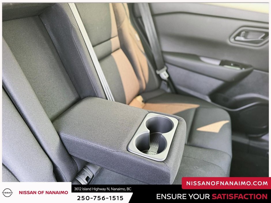 2025 Nissan Rogue S-26