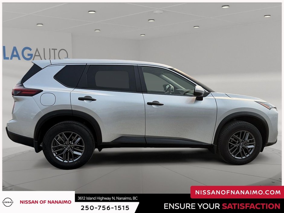 2025 Nissan Rogue S-3