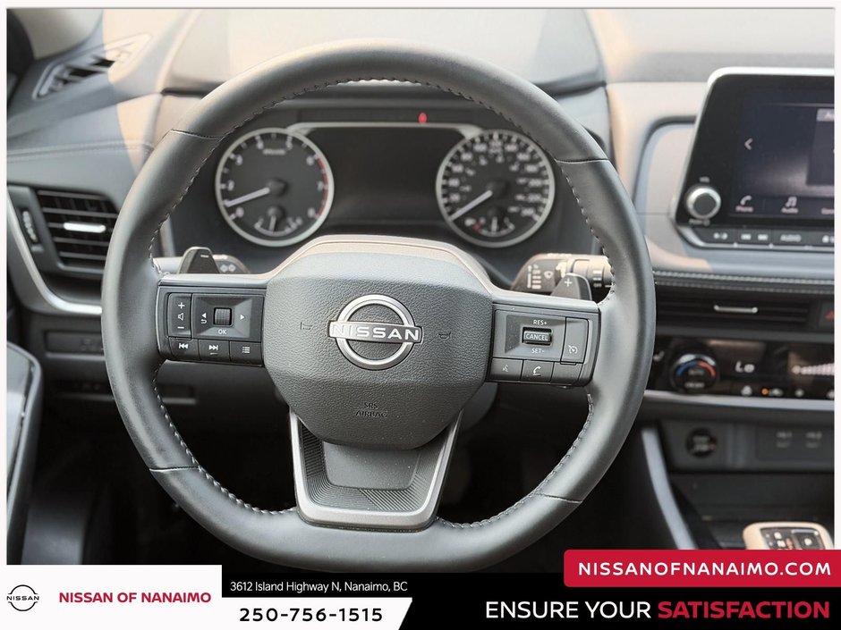 2025 Nissan Rogue S-11