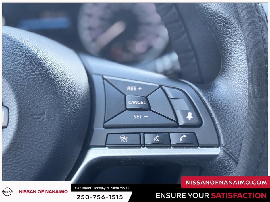 2025 Nissan Sentra SV-17