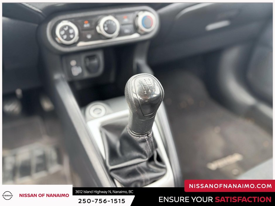 2021 Nissan Versa 1.6 S-12