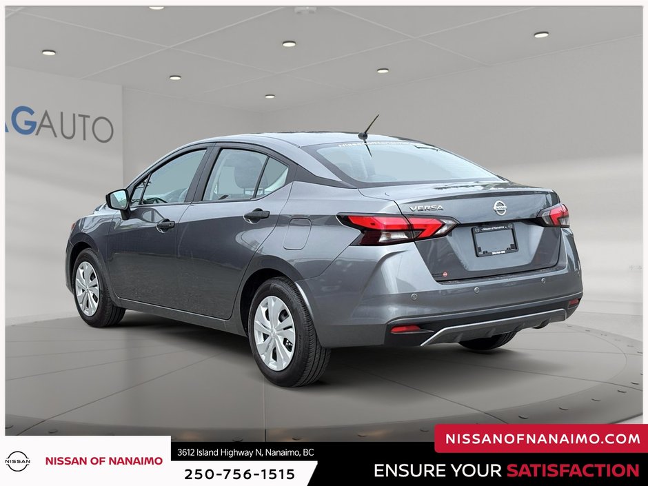2021 Nissan Versa 1.6 S-6