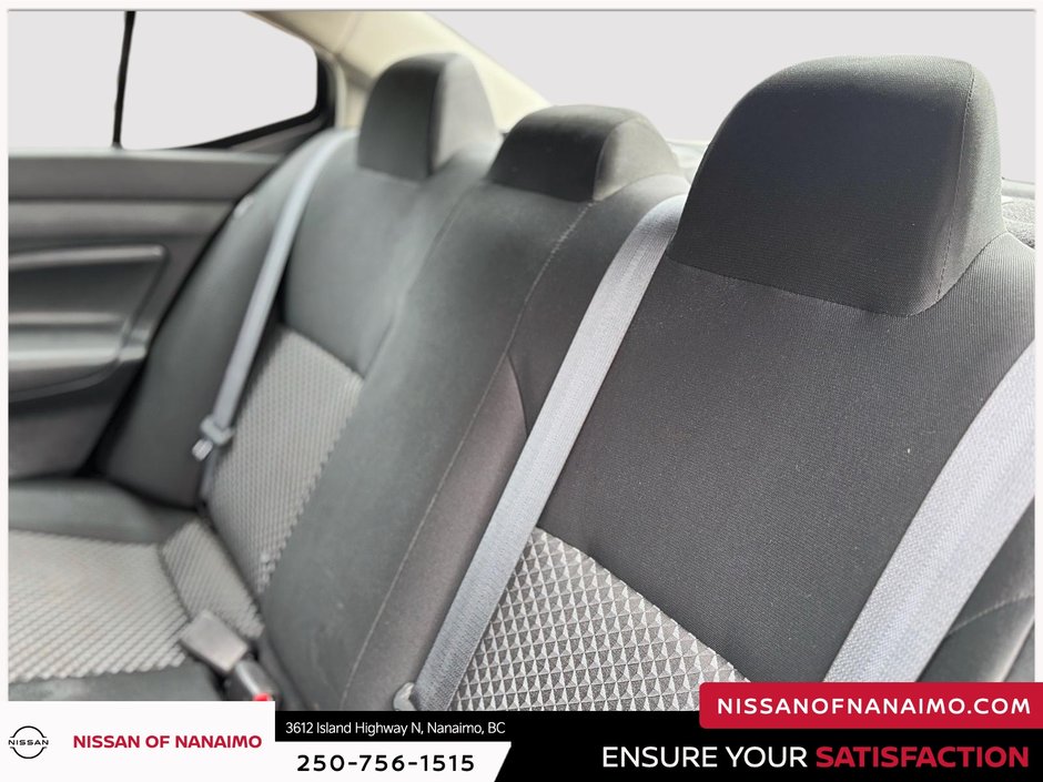 2021 Nissan Versa 1.6 S-8