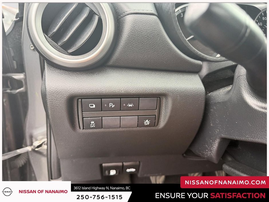 2021 Nissan Versa 1.6 S-9