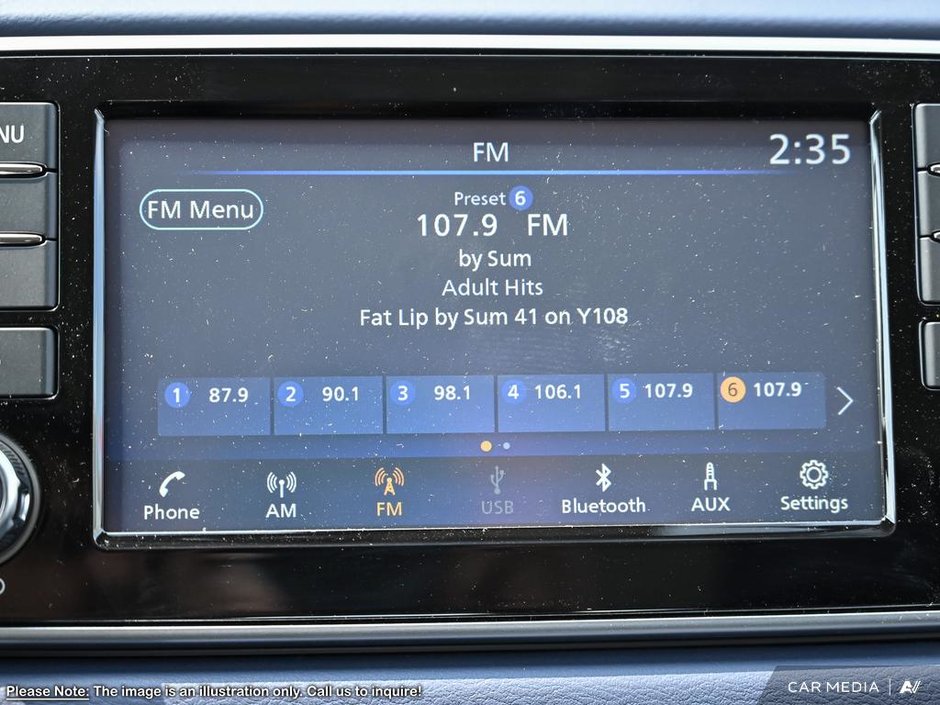 2024 Nissan Versa SV-16