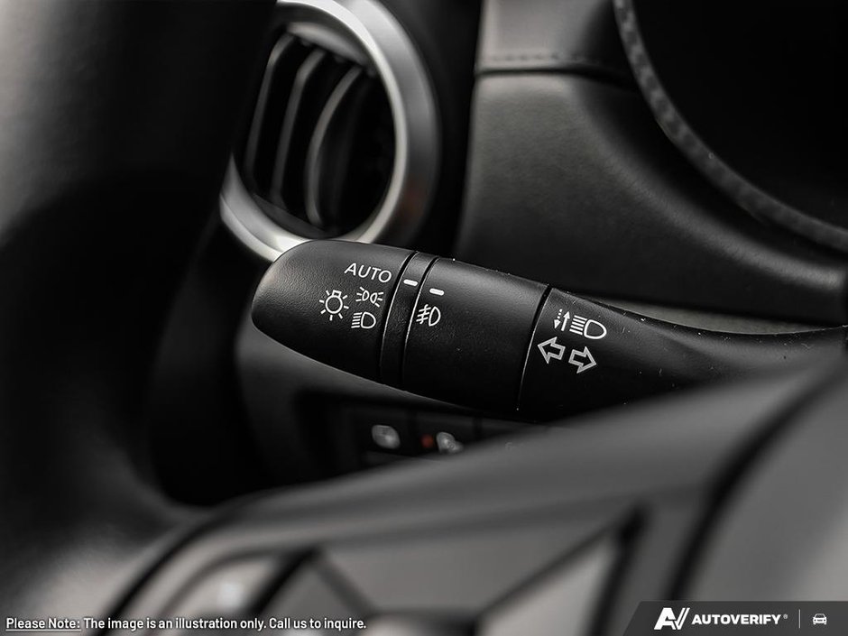 2025 Nissan Versa S-25