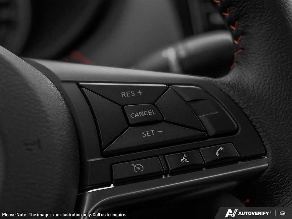 2025 Nissan Versa SR-13