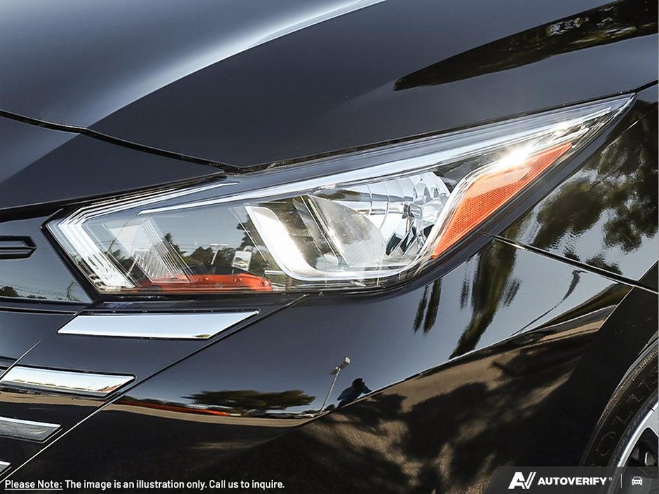 2025 Nissan Versa SR-9