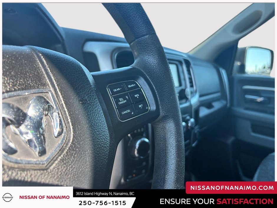 2019 Ram 1500 Classic SLT-28