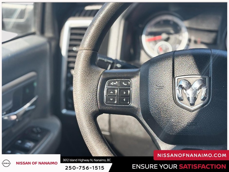 2019 Ram 1500 Classic SLT-17