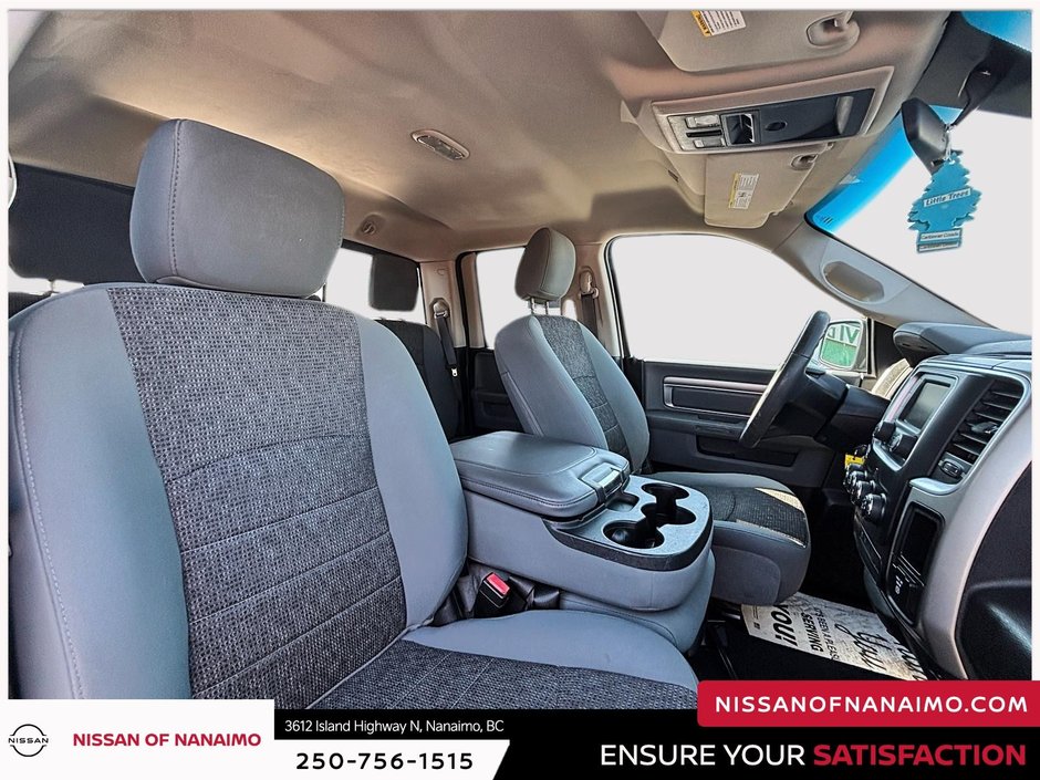 2019 Ram 1500 Classic SLT-18