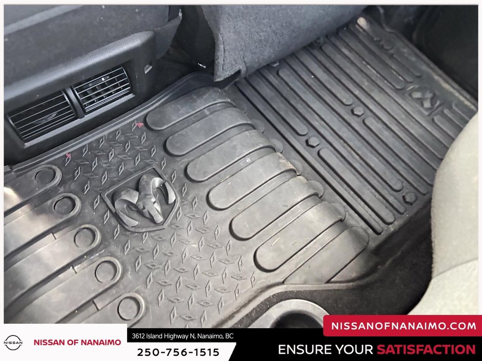2021 Ram 1500 Classic Warlock-11